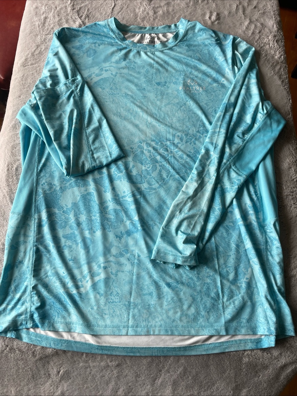 Realtree Performance Long Sleeve Tee - Light Aqua Camo fishing shirt XL
